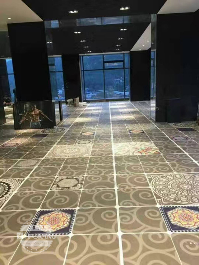浩康让健身房地板插上多彩的翅膀