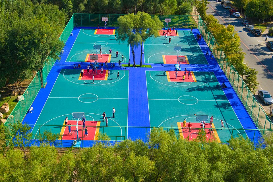 吉林大学